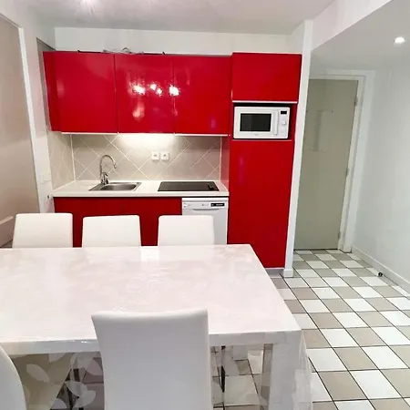 6 Personnes Avec Piscine Tennis Et Parking Gratuit 25 Daire Le Touquet