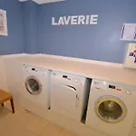 6 Personnes Avec Piscine Tennis Et Parking Gratuit 25 *