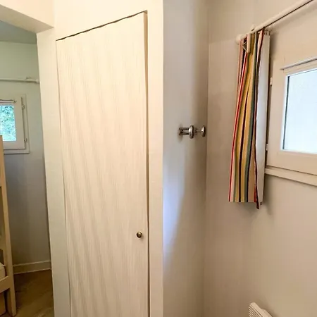 6 Personnes Avec Piscine Tennis Et Parking Gratuit 25 *