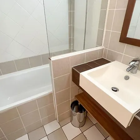 Apartament 6 Personnes Avec Piscine Tennis Et Parking Gratuit 25 *