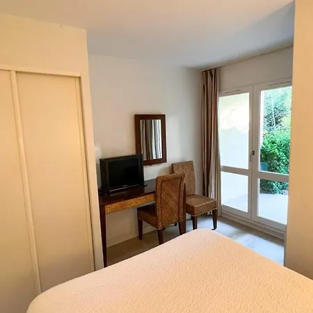 6 Personnes Avec Piscine Tennis Et Parking Gratuit 25 Apartament *